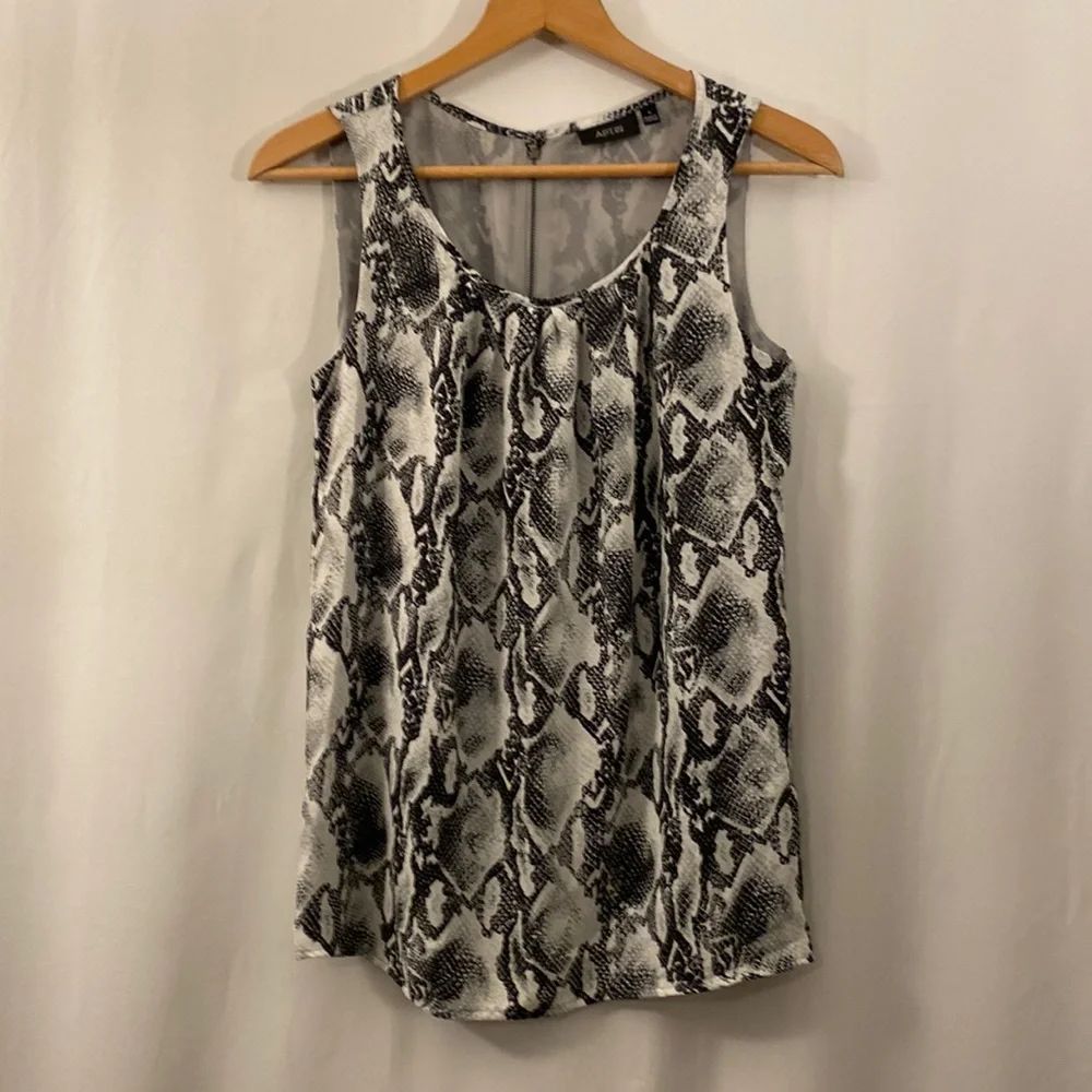 APT.9 Women’s Sleeveless Dressy Snake Print Top Small Double Lined Excellent Con - Picture 1 of 8
